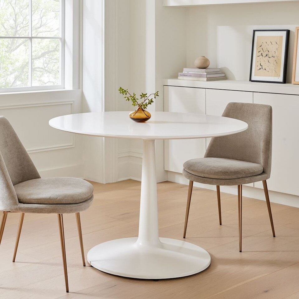 Liv Round Lacquer Dining Table (112 cm) West Elm UK